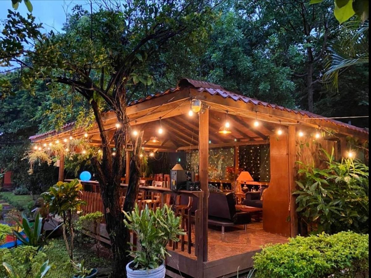 布里拉索尔机场酒店 Las Ciruelas  外观 照片